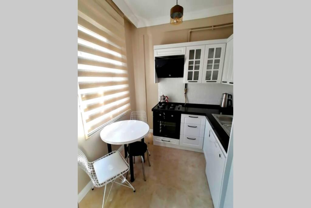 Khalkedon Flat 2 - Kadikoey'Deki Konaklama Adresiniz Istanbul Exterior photo